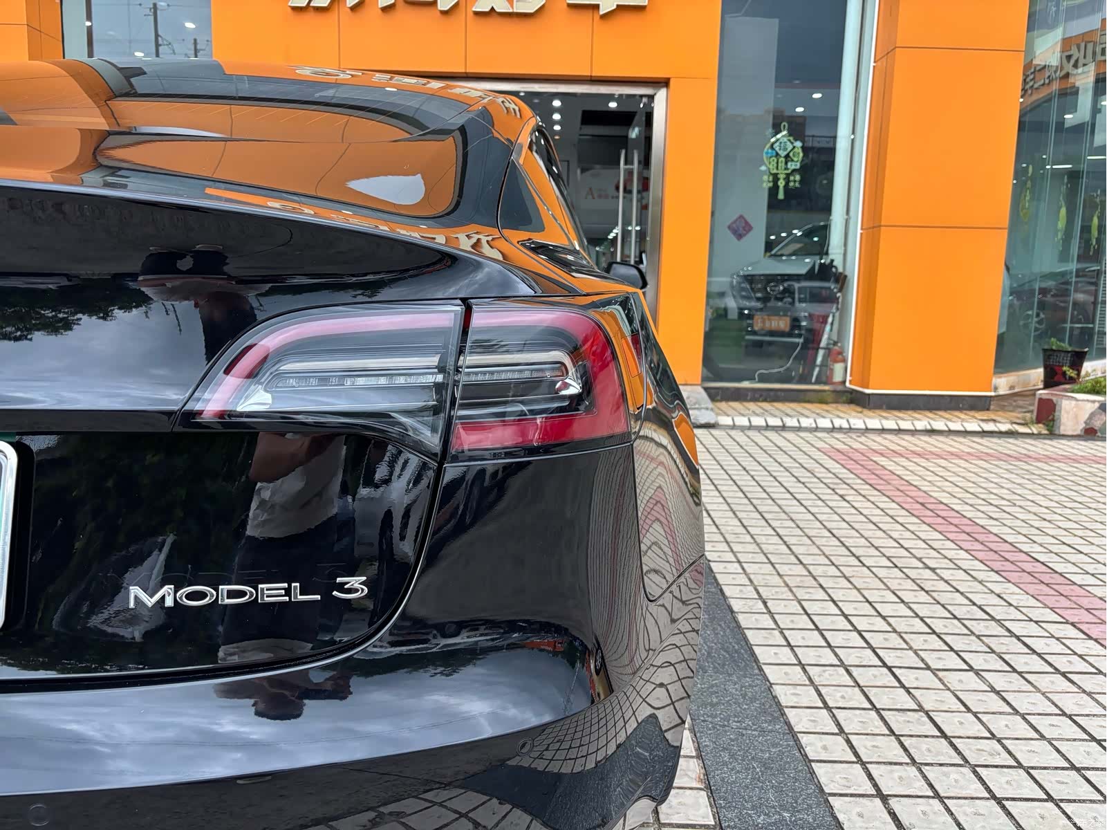 Tesla Model 3, 2020 33