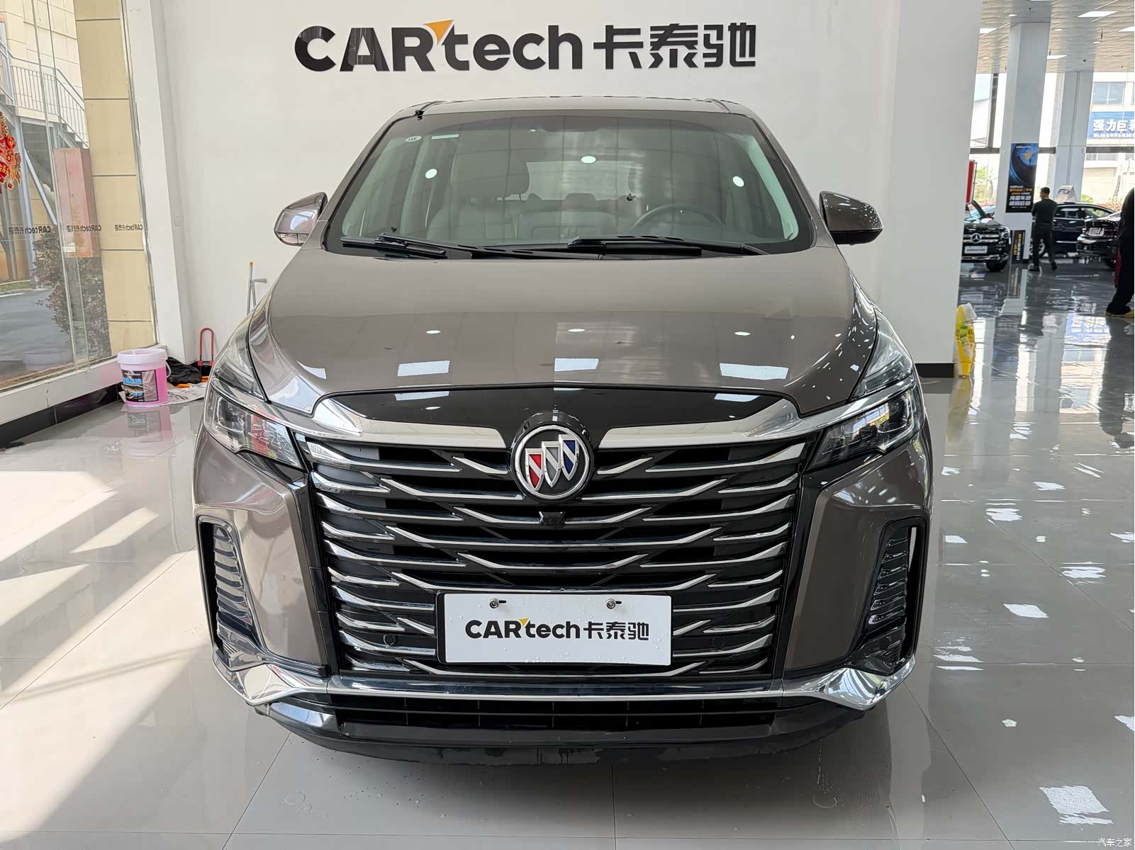 Buick GL8, 2022 2