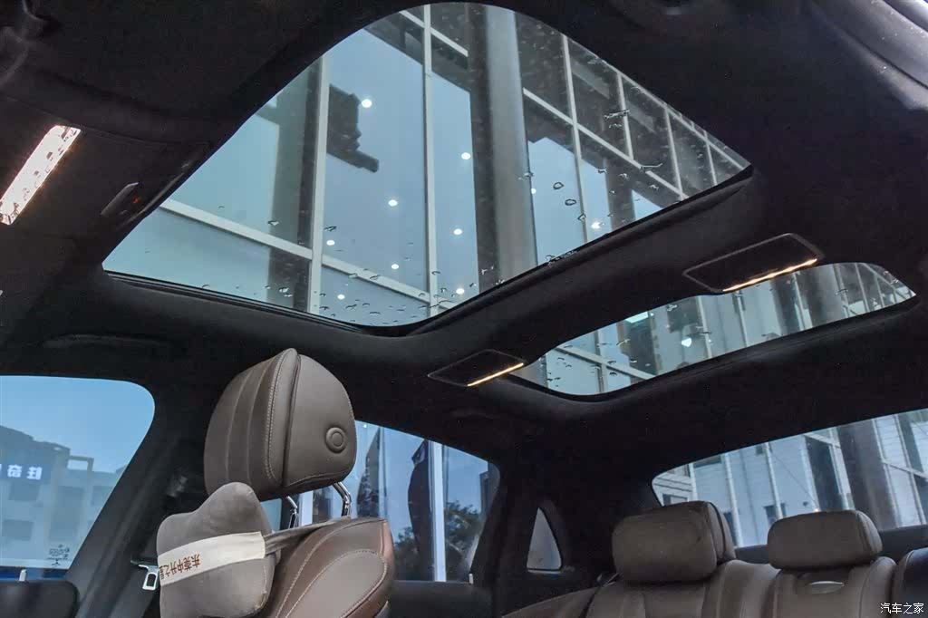 Mercedes-Benz E-Class, 2022 9