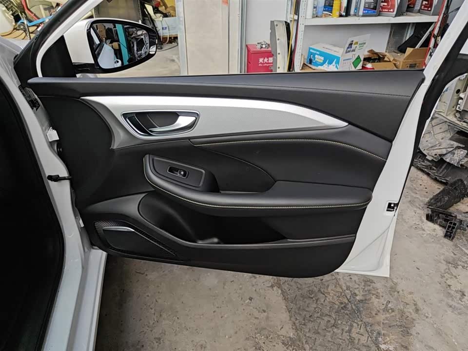 Roewe i6 MAX Roewe i6 MAX