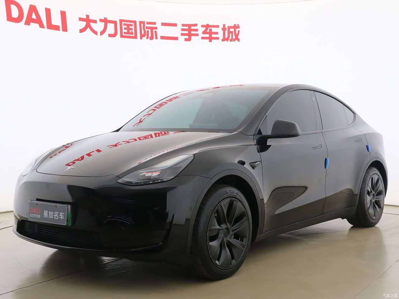 Tesla Model Y, 2024 1