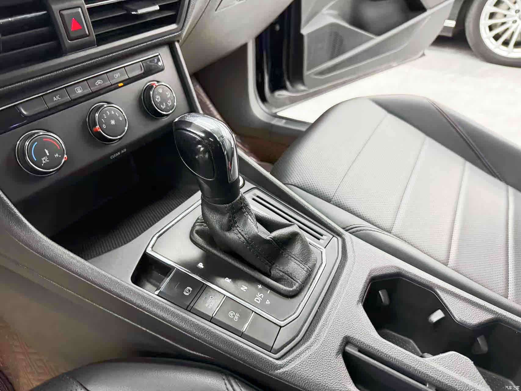 Volkswagen Lavida, 2021 11