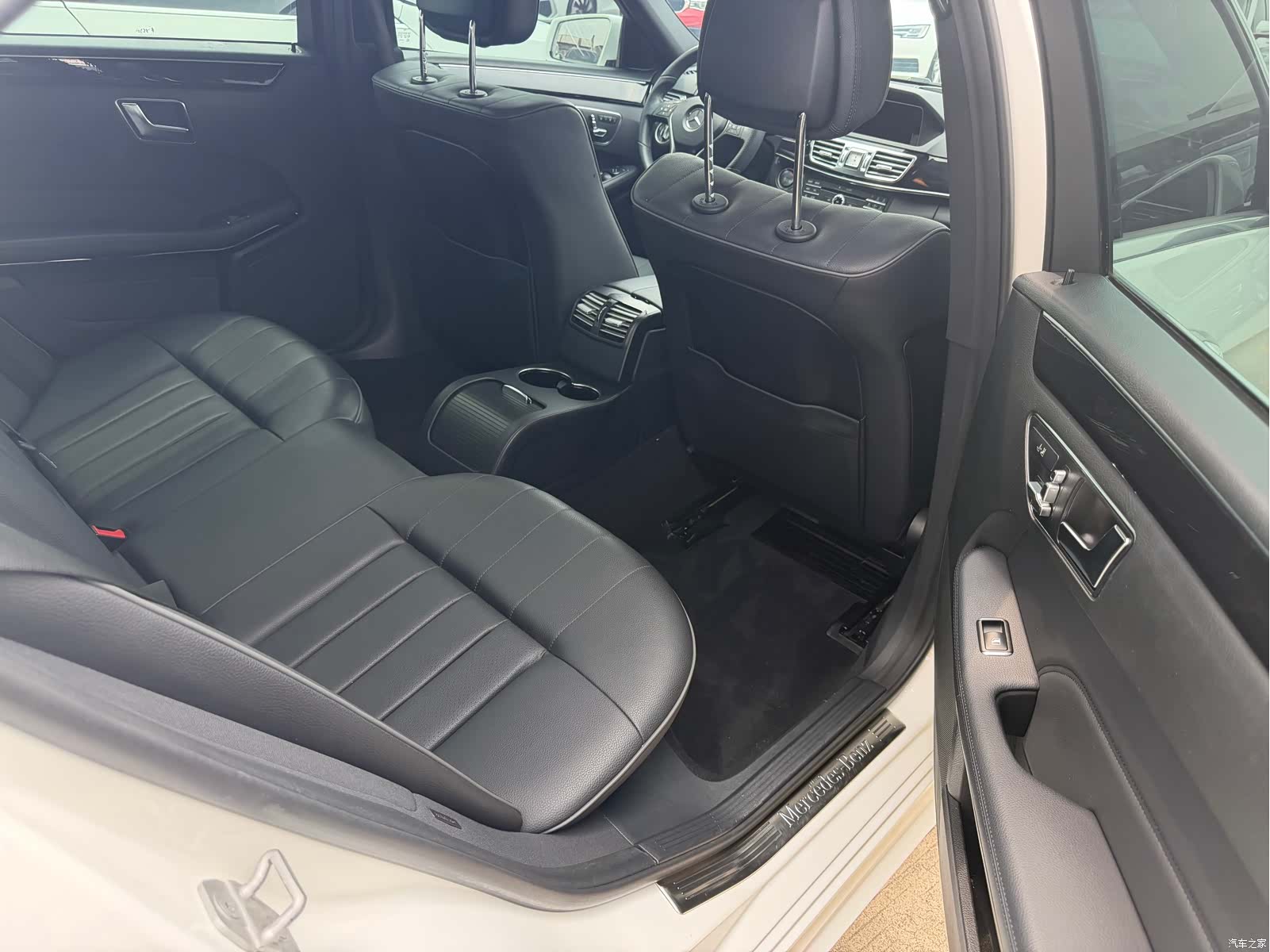 Mercedes-Benz E-Class, 2016 11