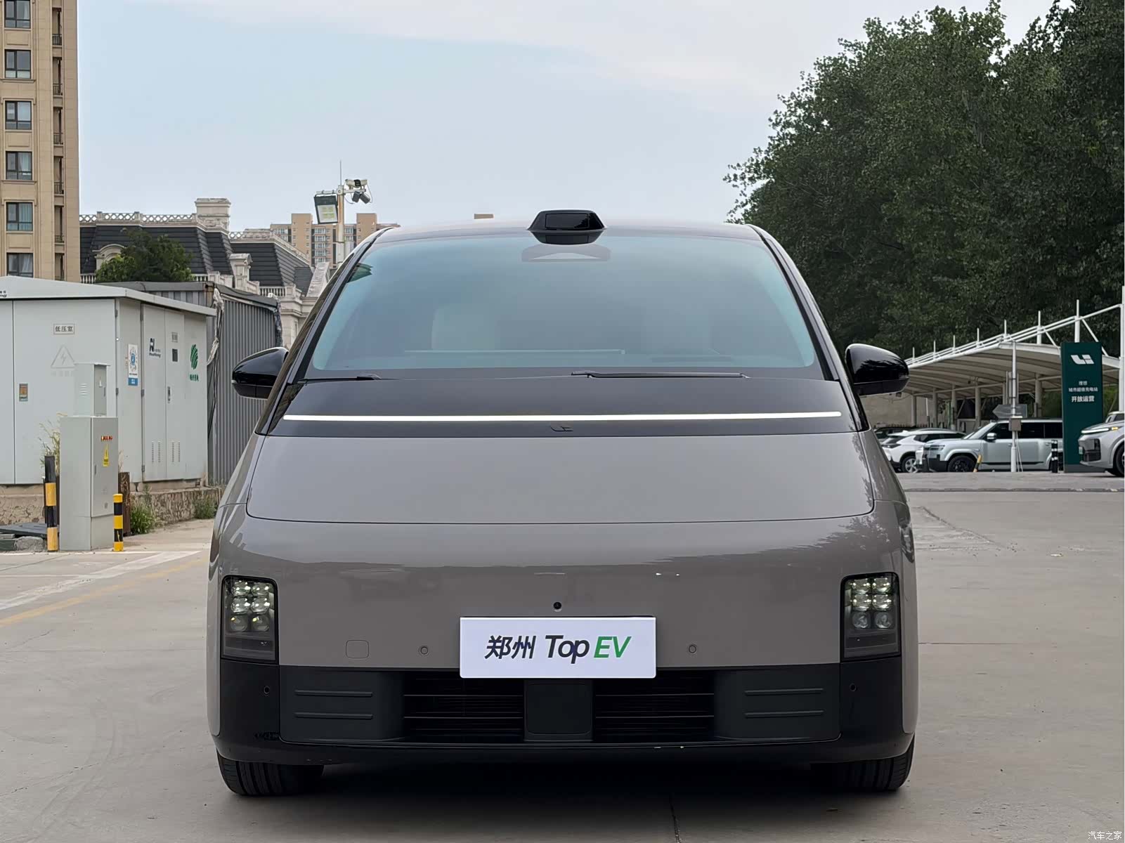Li Auto MEGA, 2024 все фото
