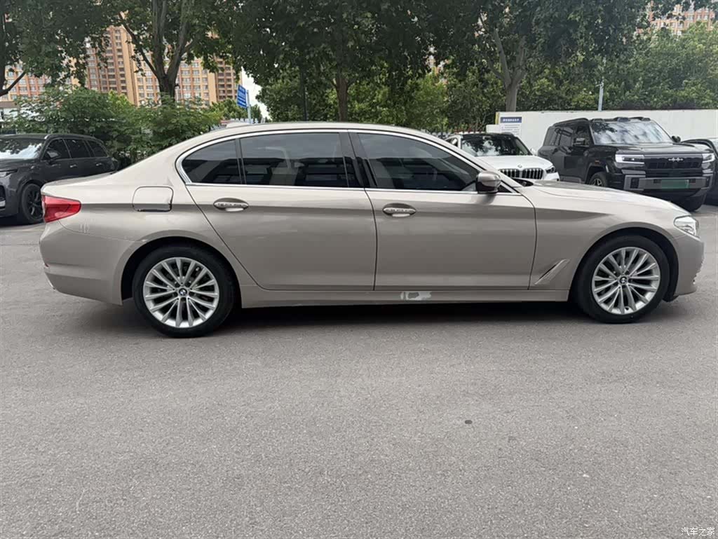 BMW 5 Series, 2018 6