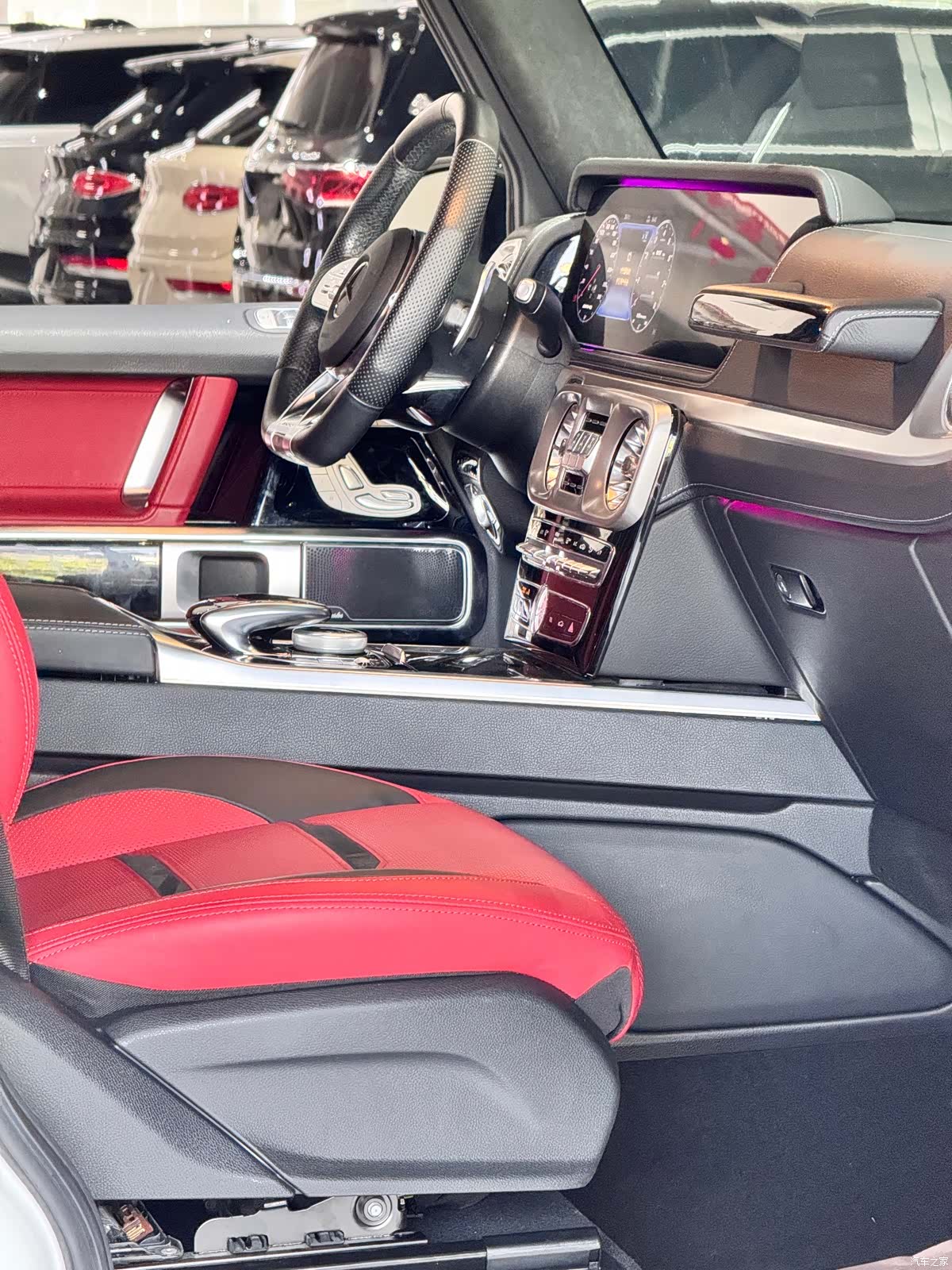 Mercedes-Benz G-Class, 2023 26