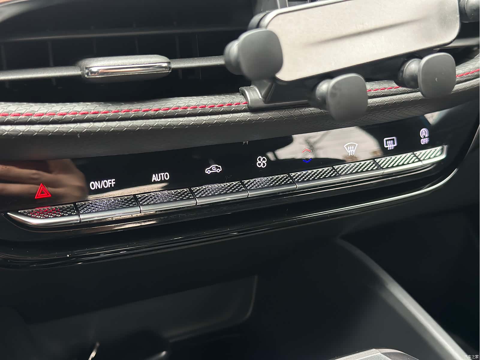 Buick Verano, 2023 12