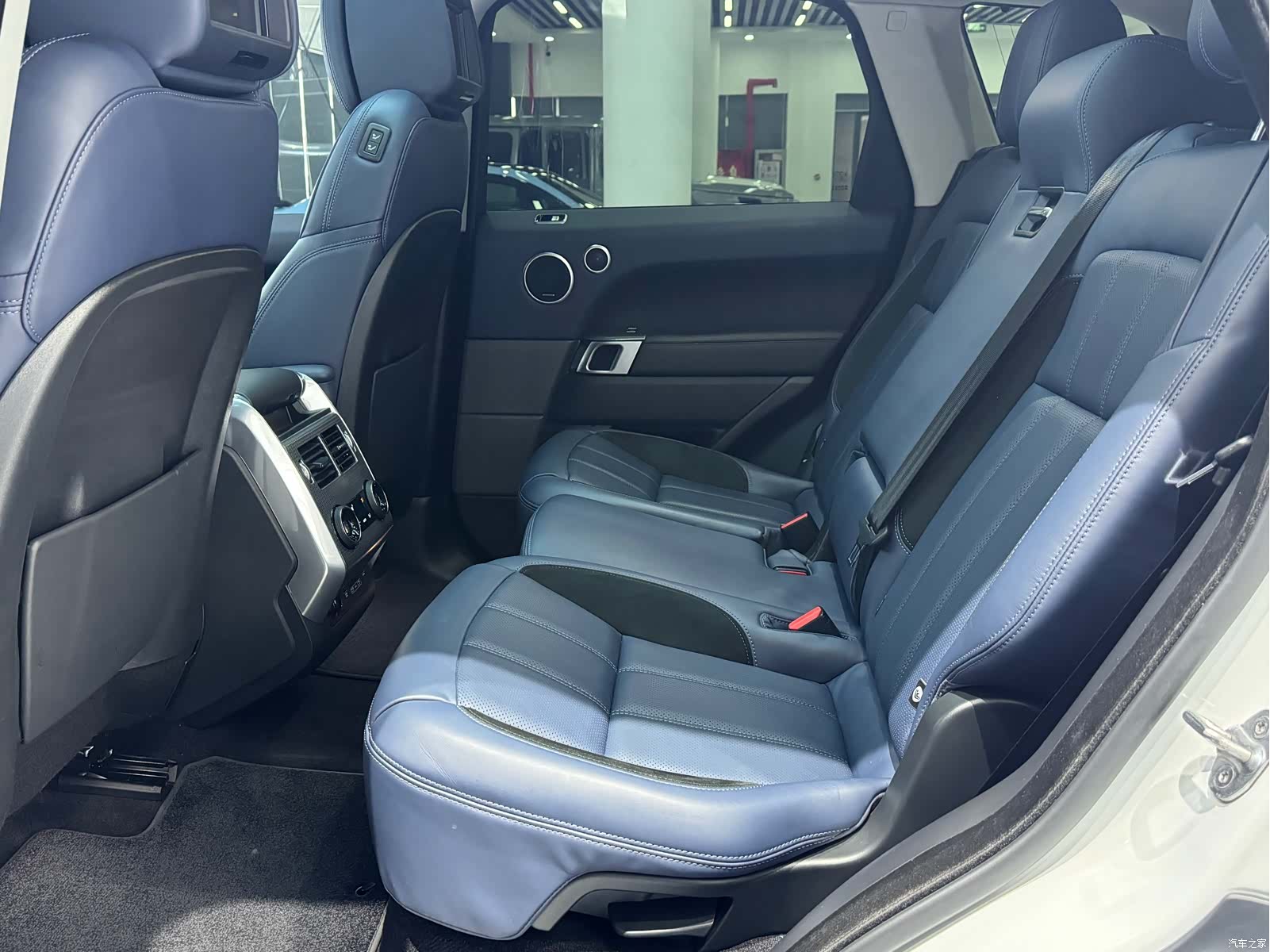 Land Rover Range Rover, 2022 12