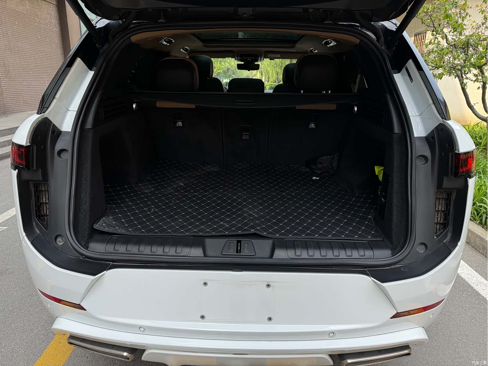 Land Rover Range Rover, 2023 25
