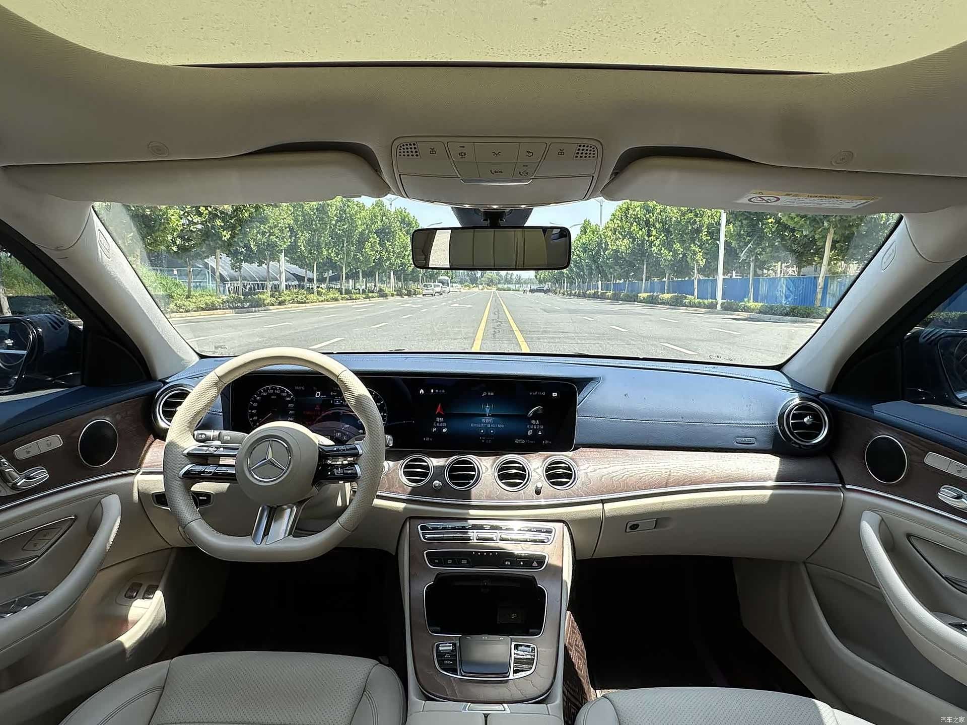 Mercedes-Benz E-Class, 2023 6