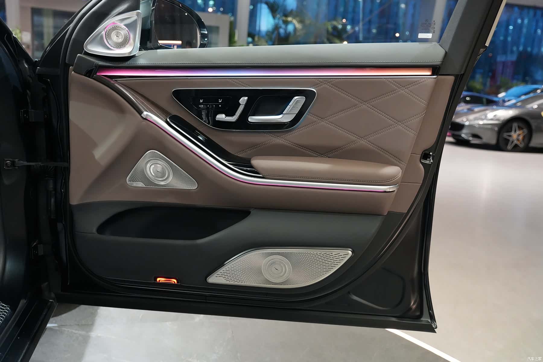 Maybach S-Class, 2023 28