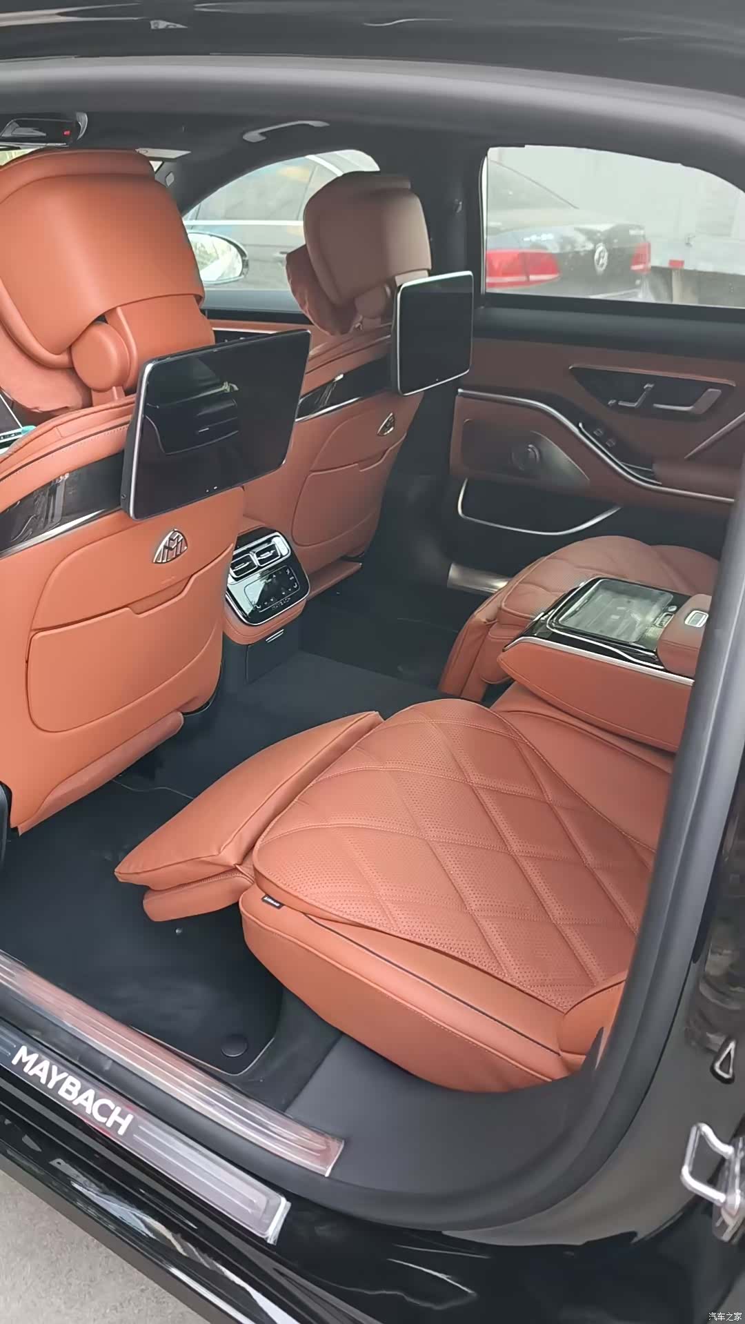 Maybach S-Class, 2026 4