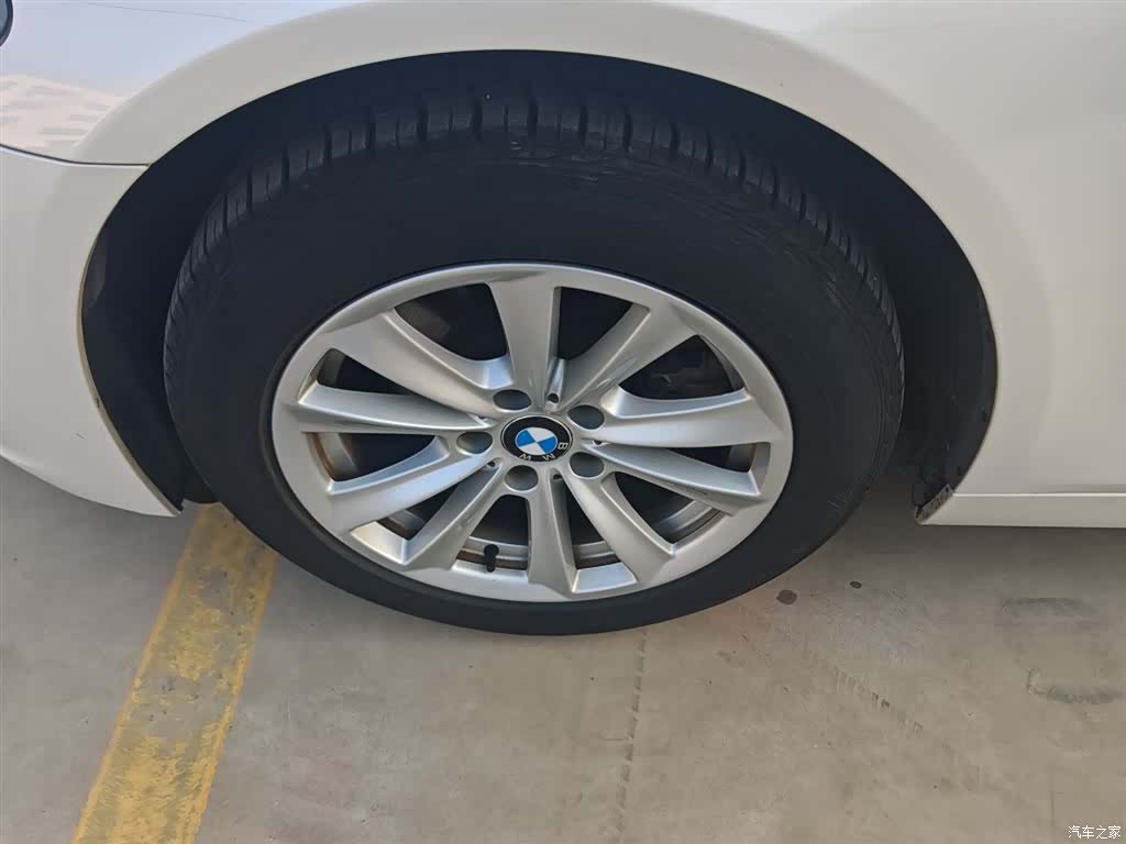 BMW 5 Series, 2015 23