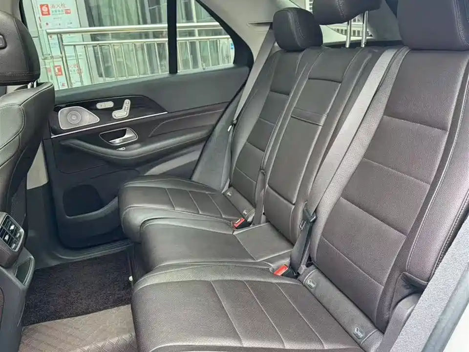 Mercedes-Benz GLE Mercedes-Benz GLE