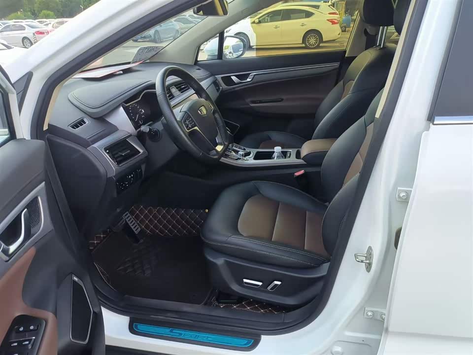 Geely Emgrand GS