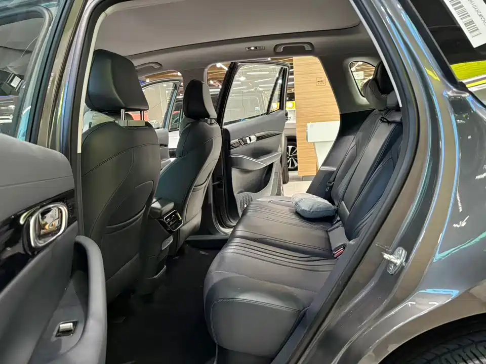 Geely Galaxy Galaxy E5