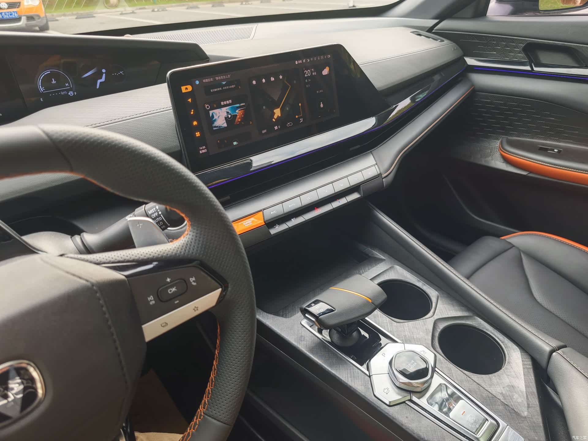 Changan UNI-V, 2023 15