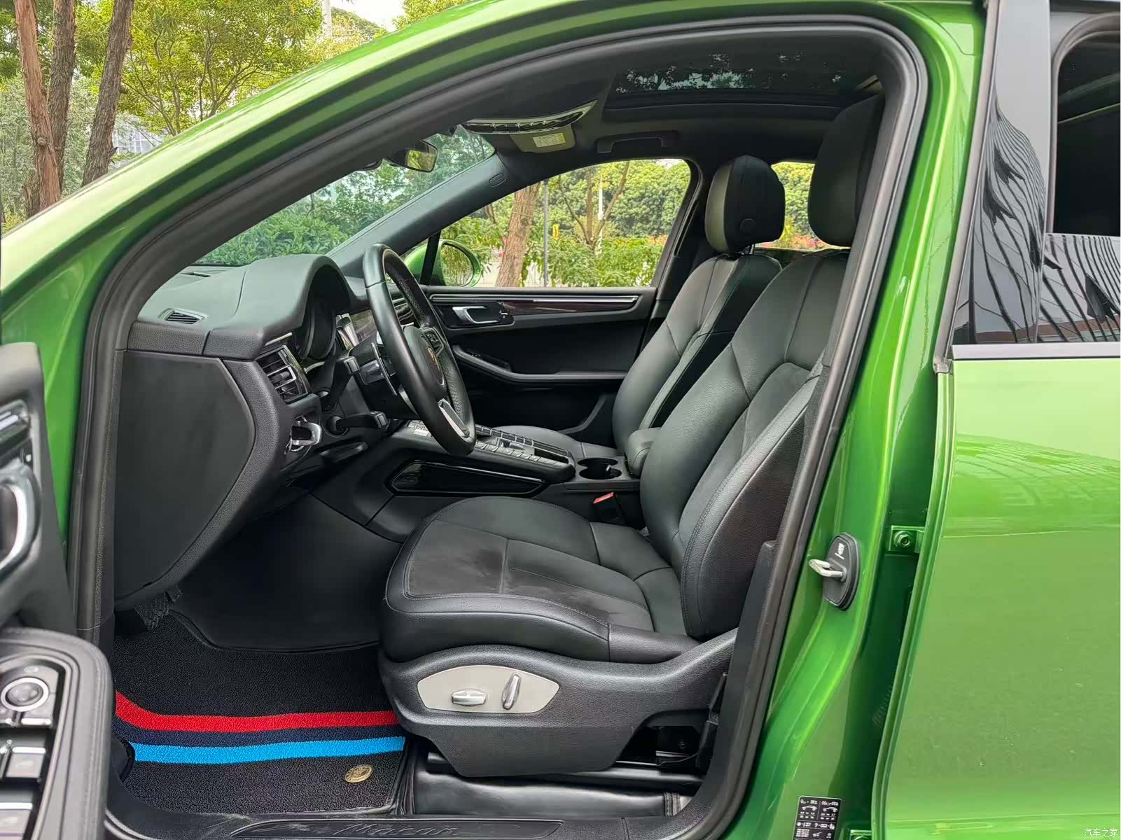 Porsche Macan, 2022 6