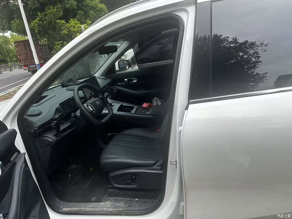 Geely Galaxy E5, 2025 все фото