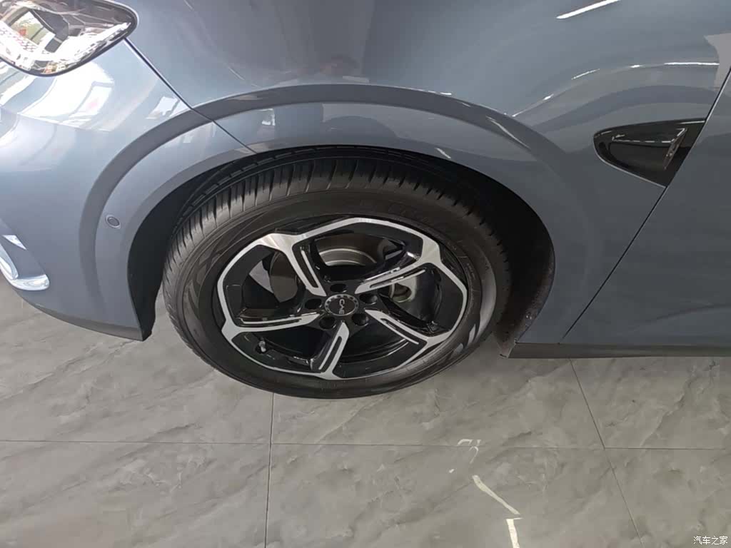 BYD Seal, 2025 23