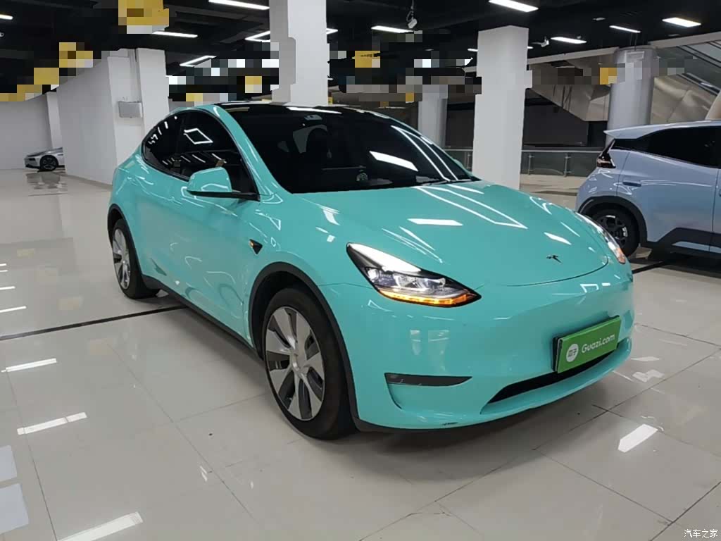 Tesla Model Y, 2022 4