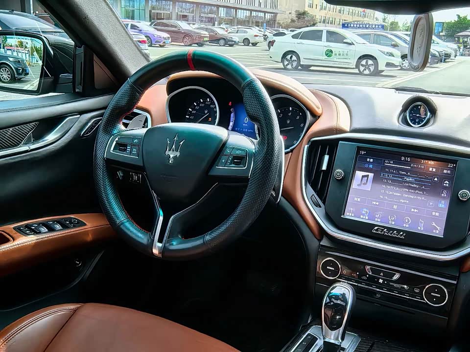 Maserati Ghibli Maserati Ghibli