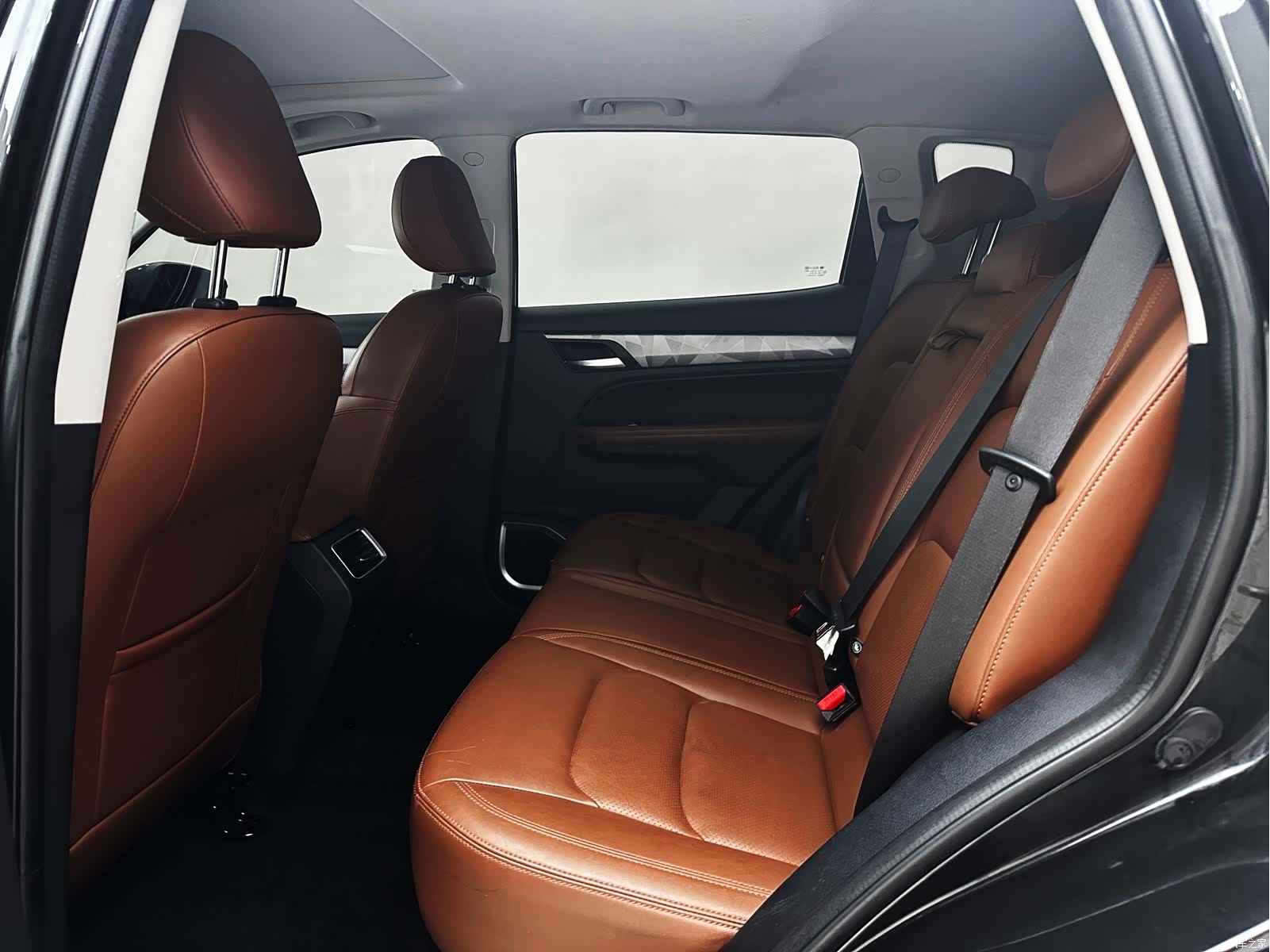 Geely X6, 2022 14