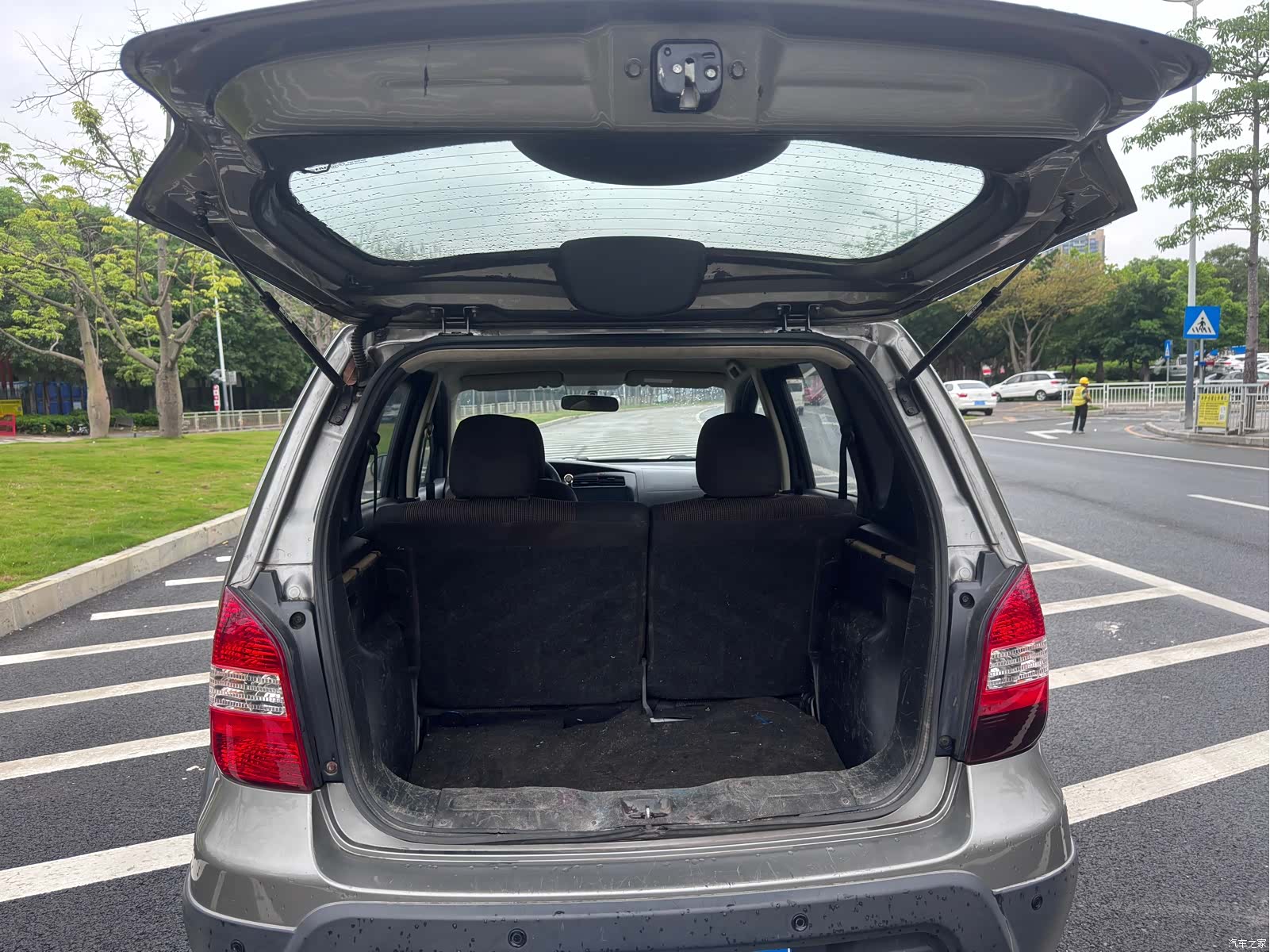 Nissan 1.6XE, 2012 9
