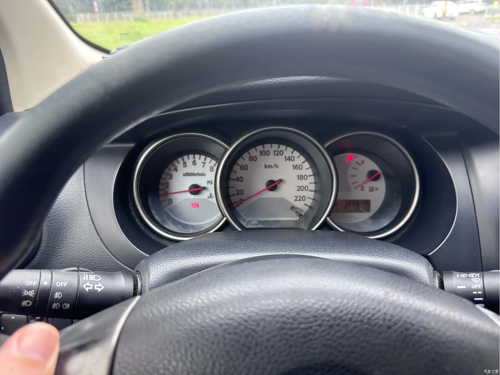Nissan 1.6XE, 2012 16