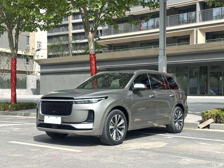 Li Auto ONE, 2022 1