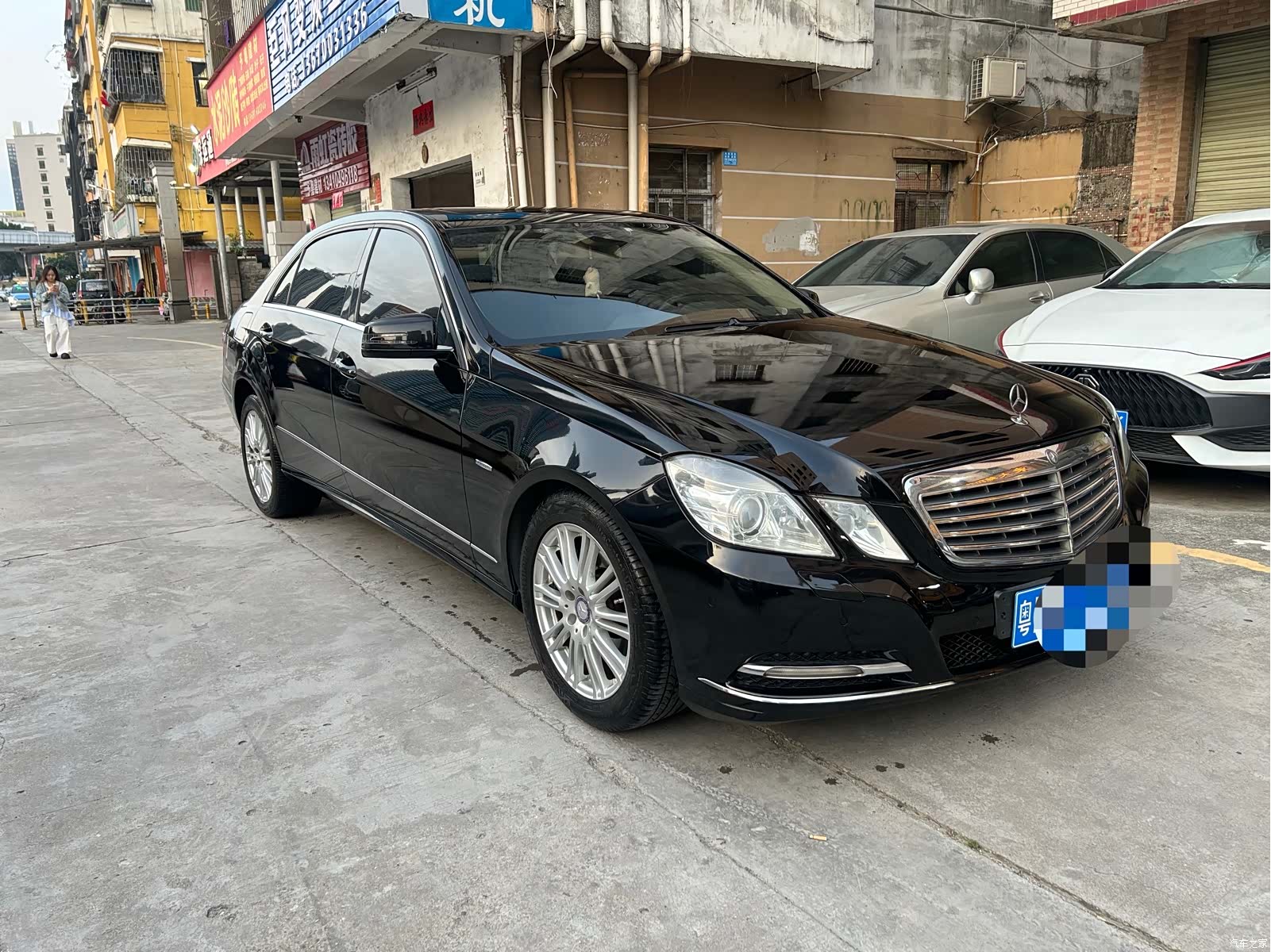 Mercedes-Benz E-Class, 2011 3