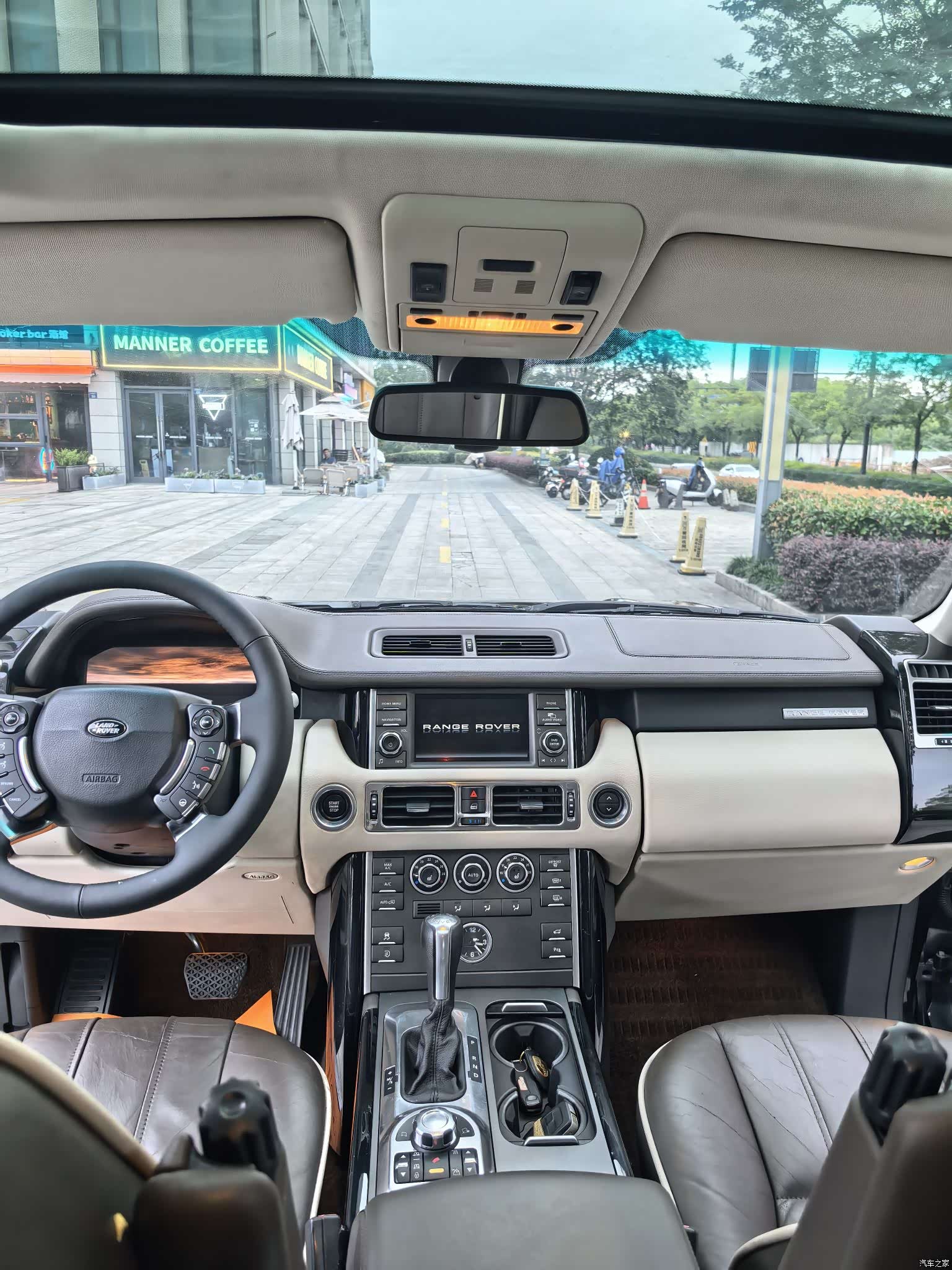 Land Rover Range Rover, 2010 7