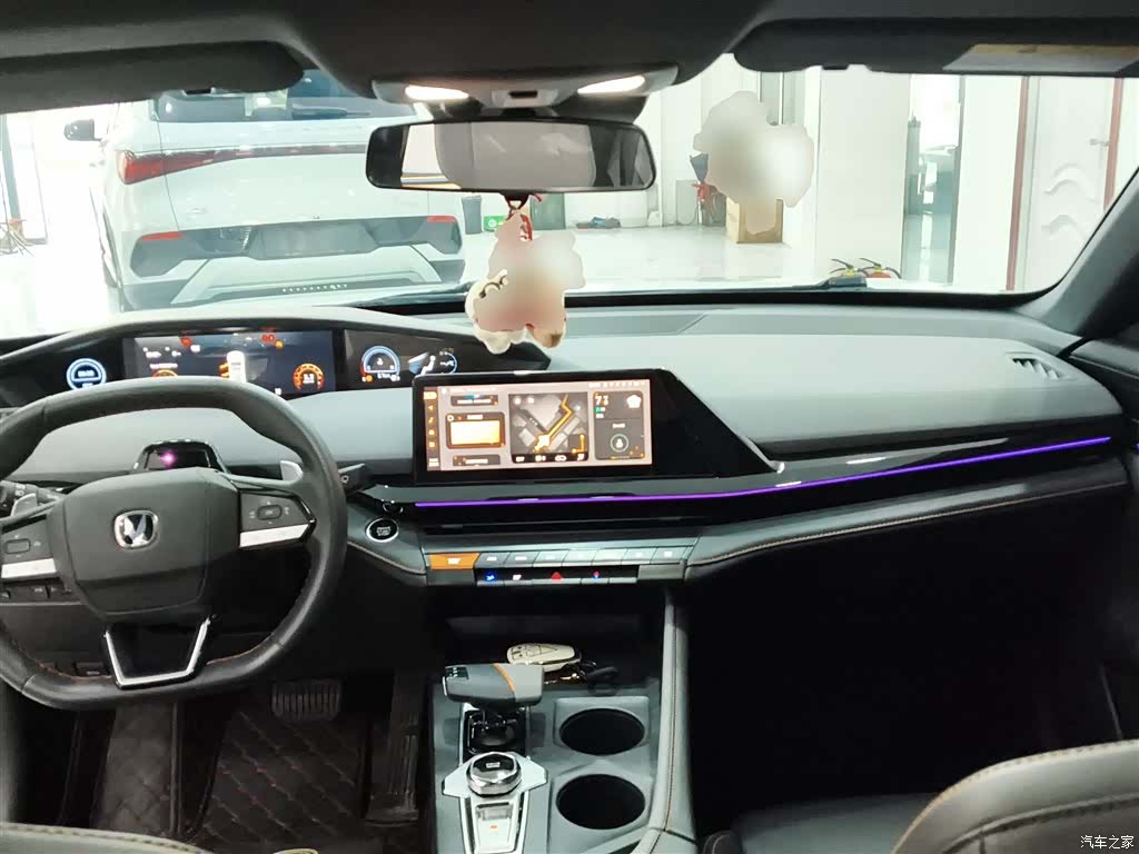 Changan UNI-V, 2023 6