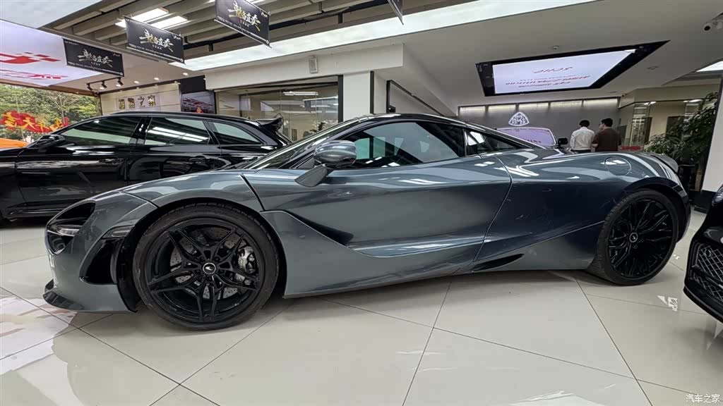 McLaren 720S, 2018 7