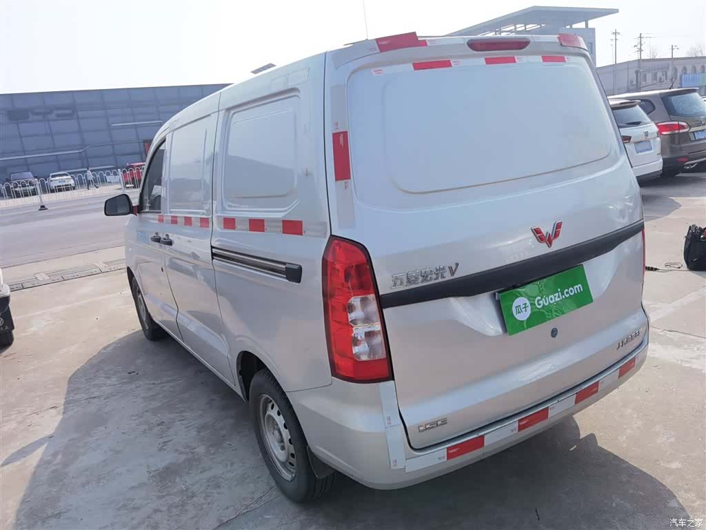 Wuling Hongguang, 2023 23
