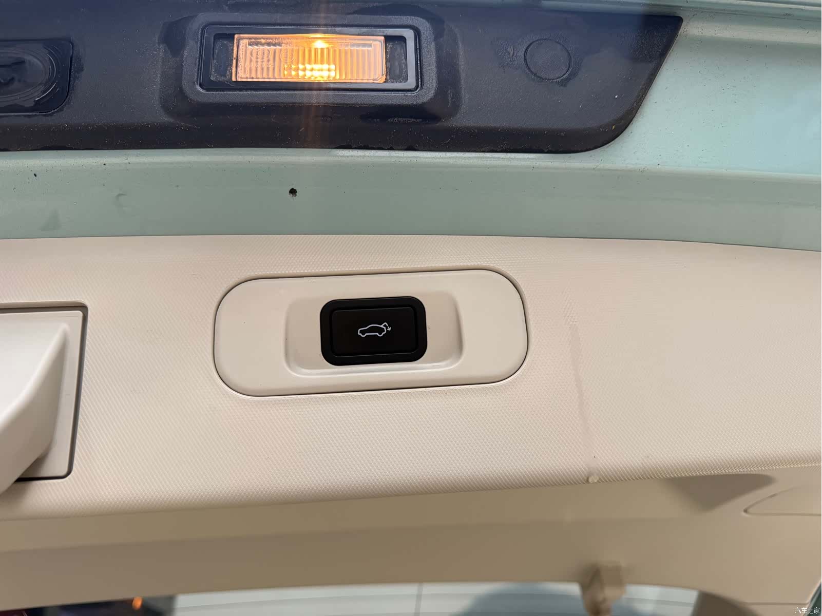 Geely Icon, 2023 13