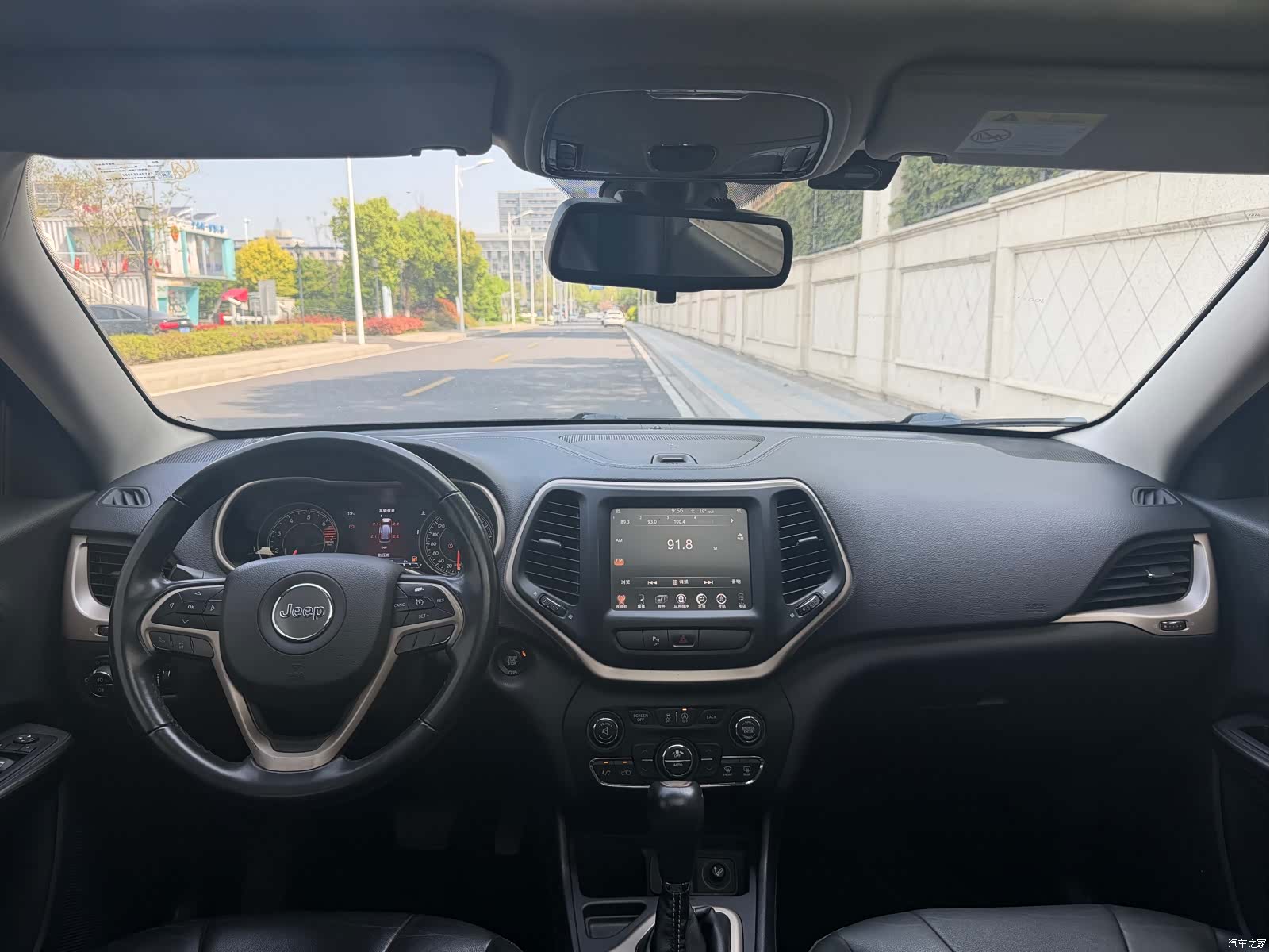 Jeep Cherokee, 2018 8