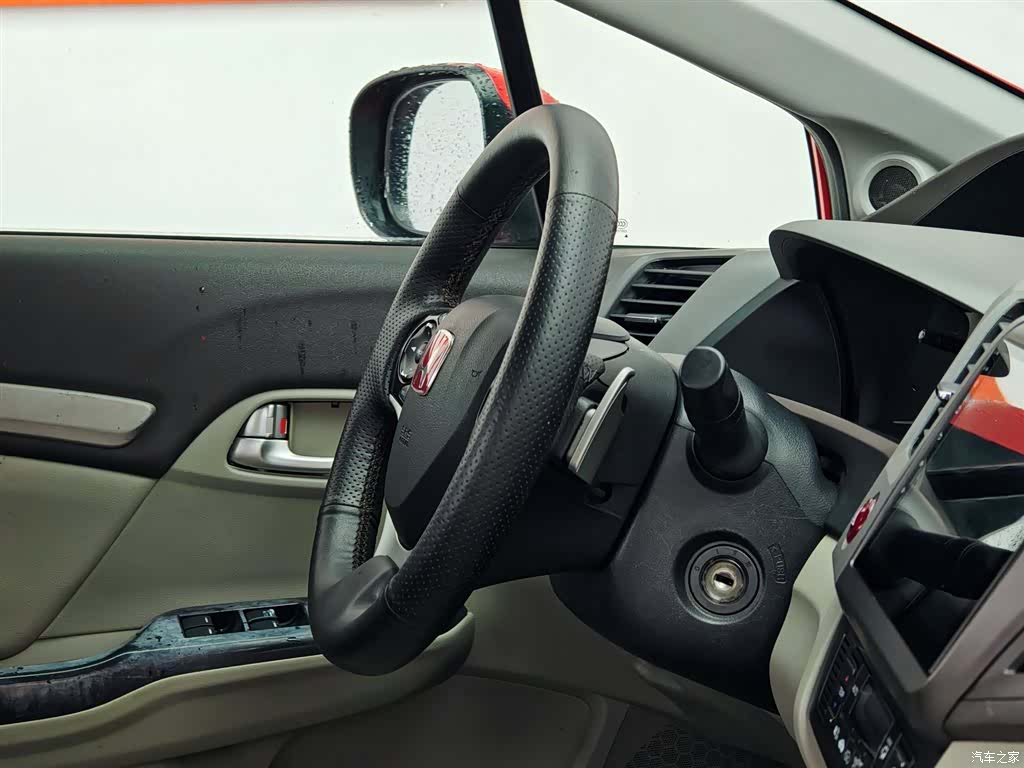 Honda Civic, 2013 22