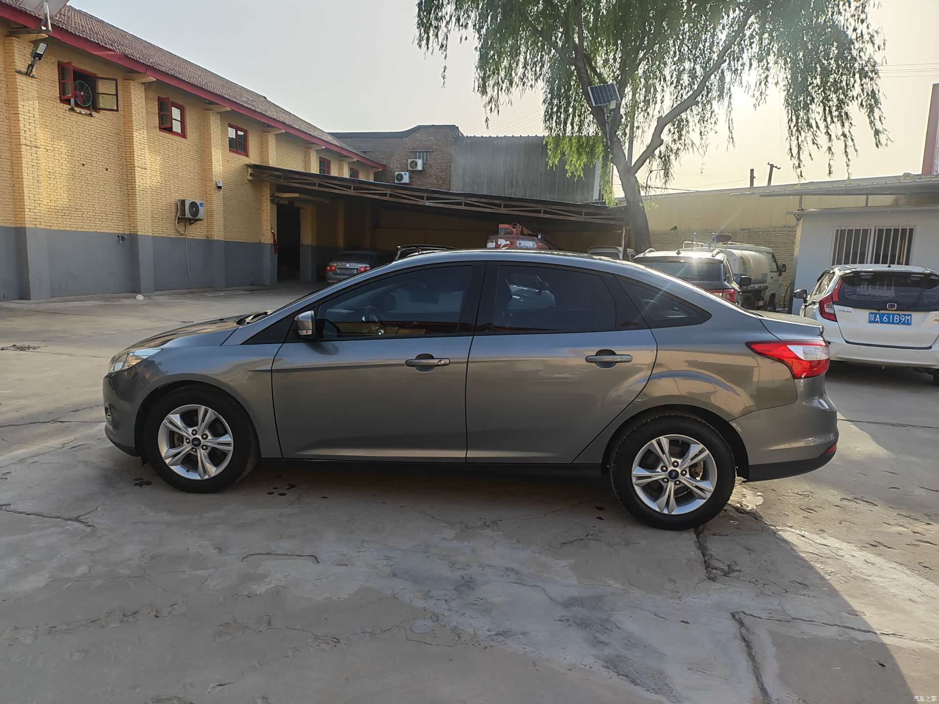 Ford Focus, 2013 8