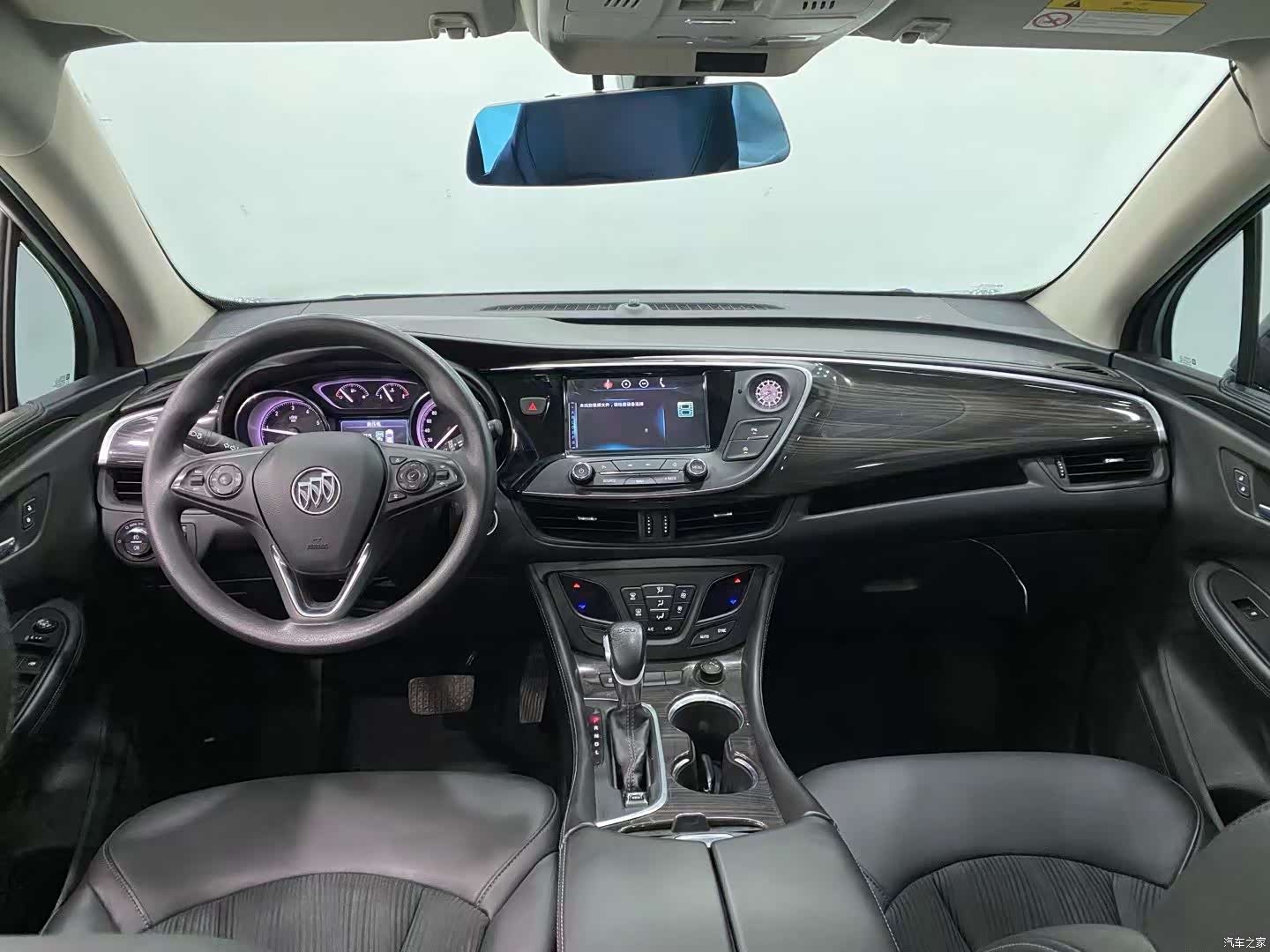 Buick Envision Plus, 2019 3