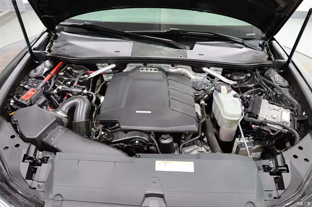 Audi A6L, 2020 15