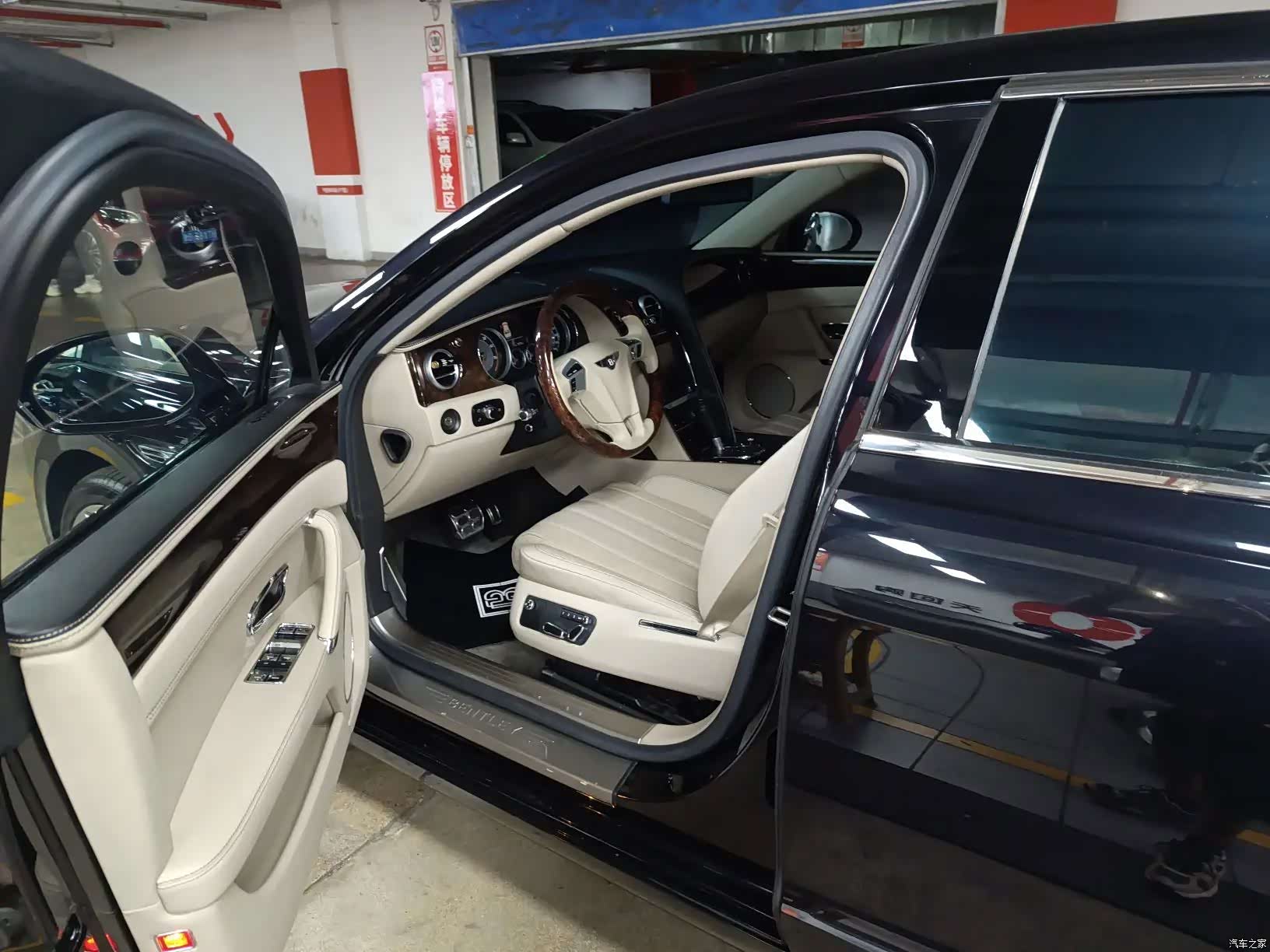 Bentley Flying Spur, 2015 все фото
