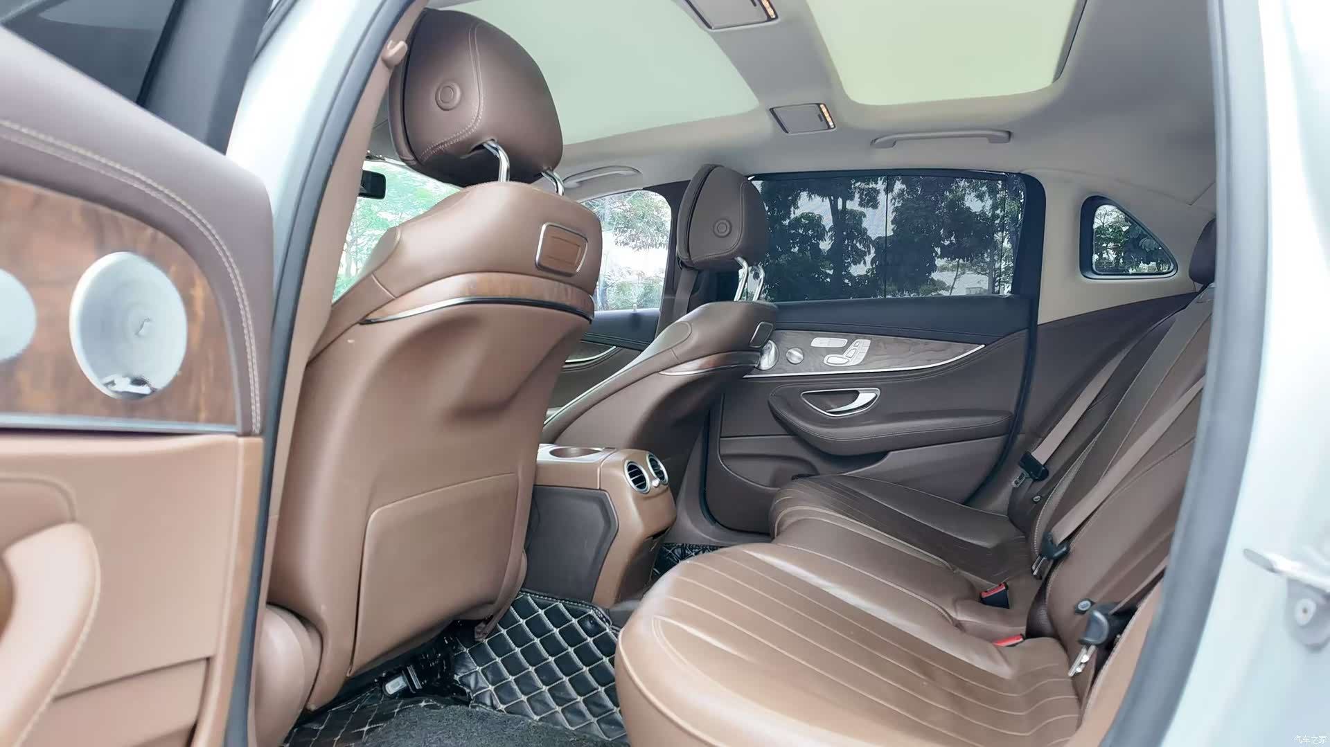 Mercedes-Benz E-Class, 2017 6