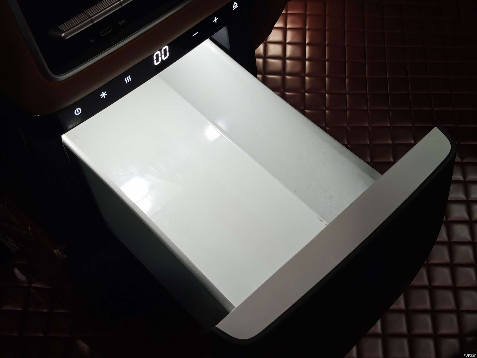 Li Auto L9, 2023 17