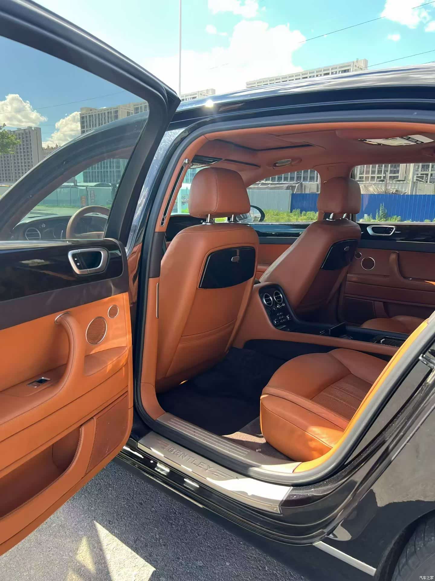 Bentley Flying Spur, 2010 7