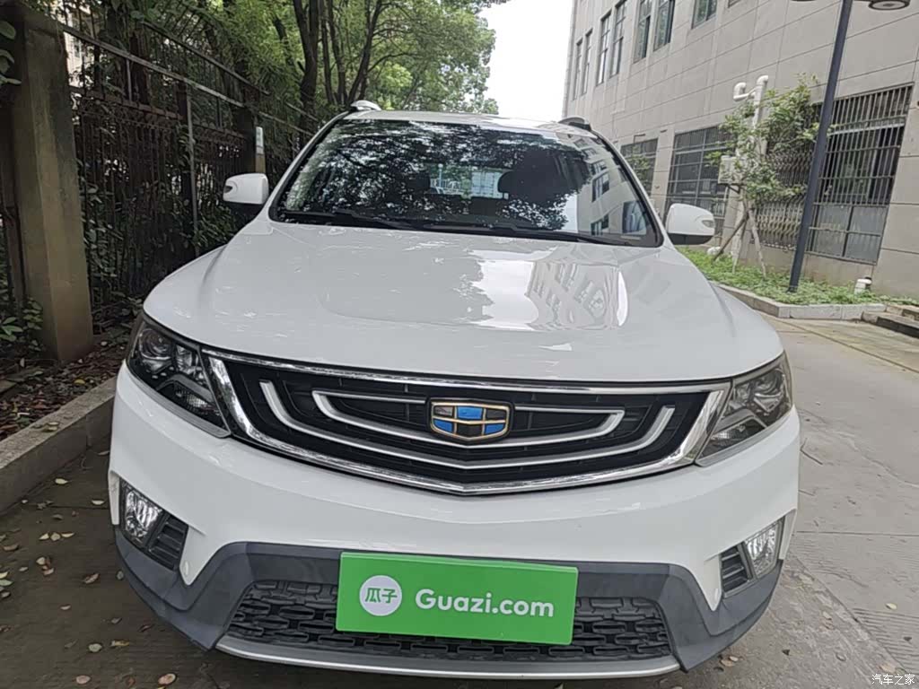 Geely X6, 2017 3