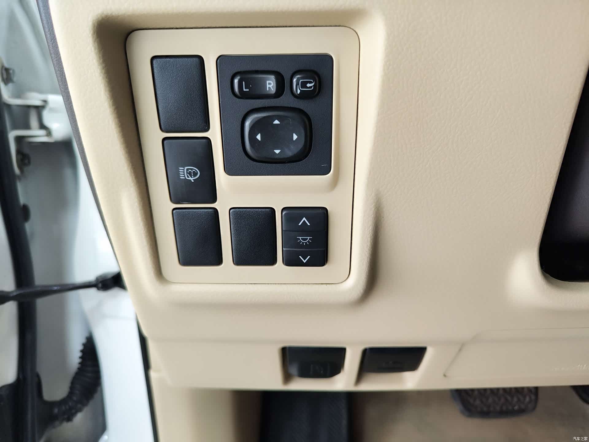 Toyota Prado, 2014 19