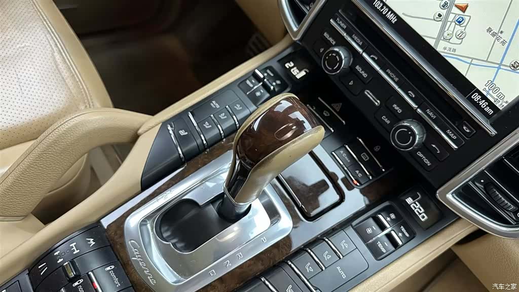 Porsche Cayenne, 2012 14
