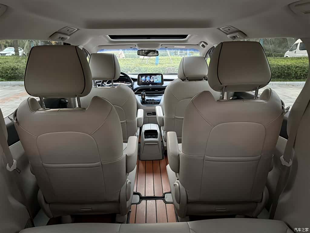 Buick GL8, 2021 18