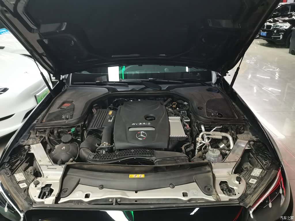Mercedes-Benz E-Class, 2023 20